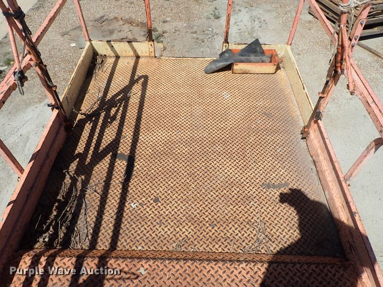 image for item DE0938 JLG 40RTS scissor lift