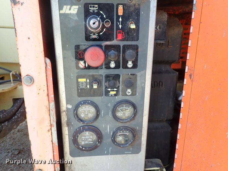 image for item DE0938 JLG 40RTS scissor lift