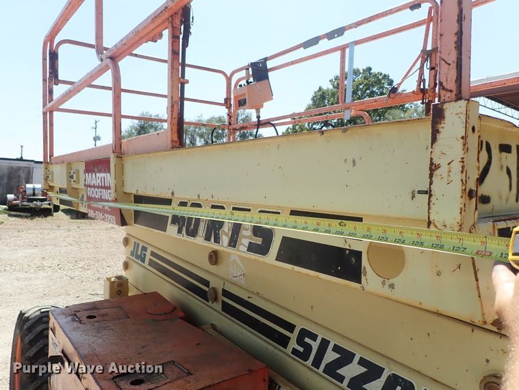 image for item DE0938 JLG 40RTS scissor lift
