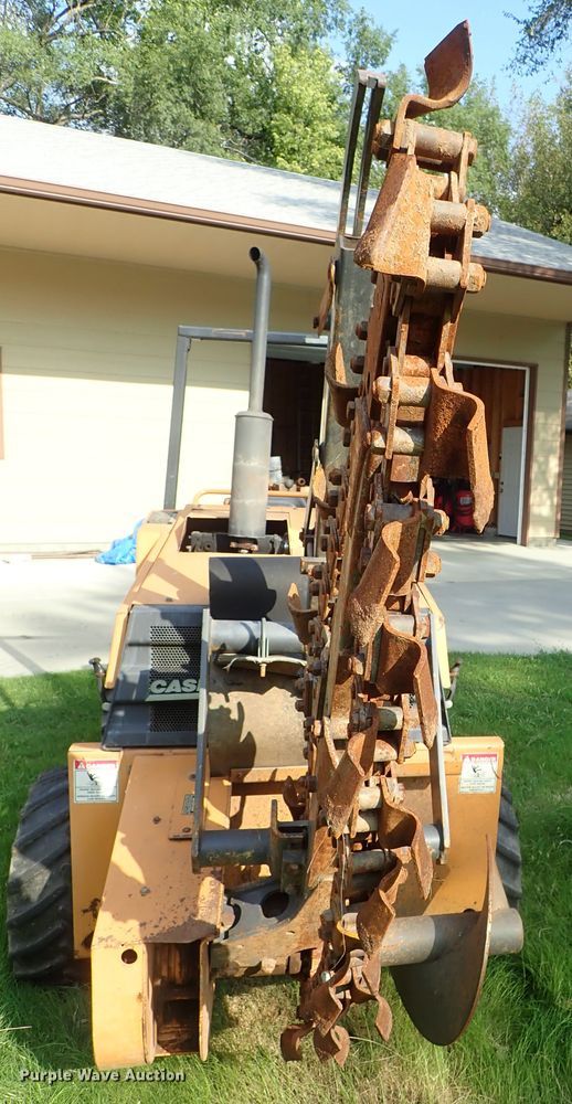 image for item DE0959 2000 Case 360 trencher