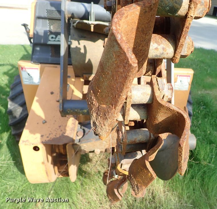 image for item DE0959 2000 Case 360 trencher
