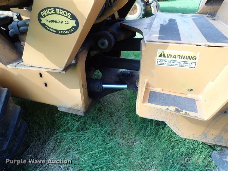 image for item DE0959 2000 Case 360 trencher