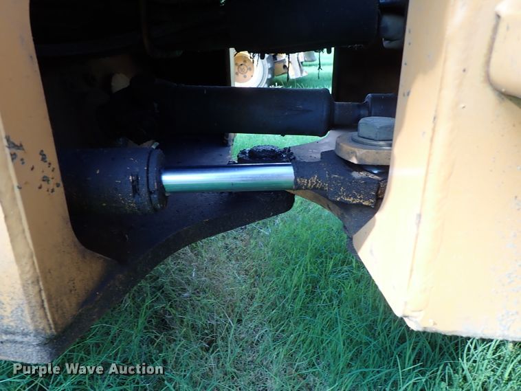 image for item DE0959 2000 Case 360 trencher