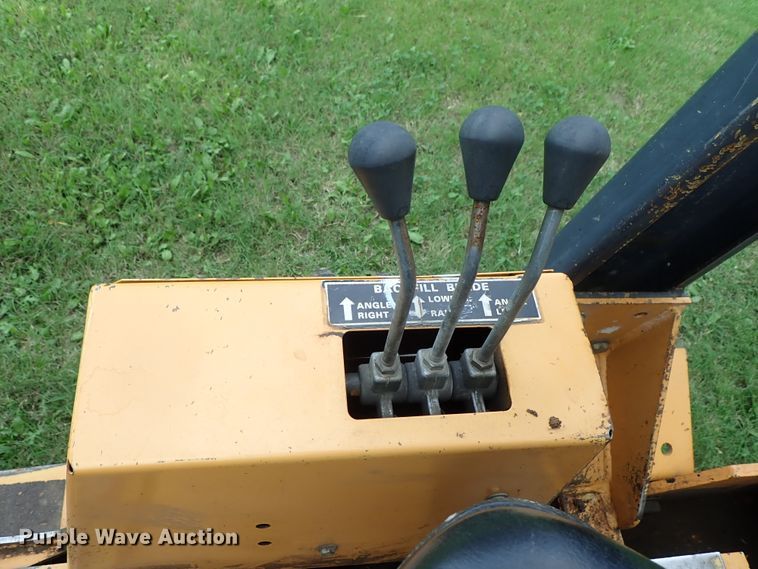 image for item DE0960 1999 Case 360 trencher