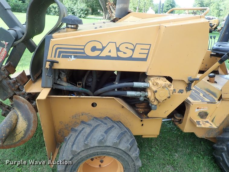 image for item DE0960 1999 Case 360 trencher