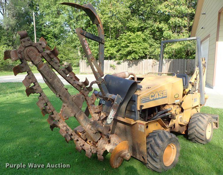 image for item DE0961 1996 Case 360 trencher