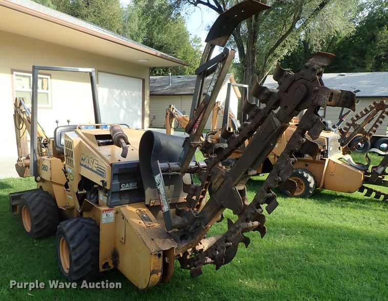 image for item DE0961 1996 Case 360 trencher