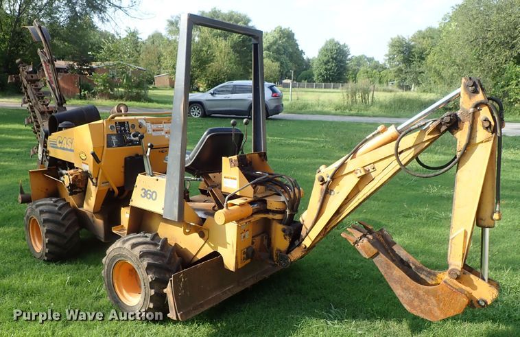 image for item DE0961 1996 Case 360 trencher