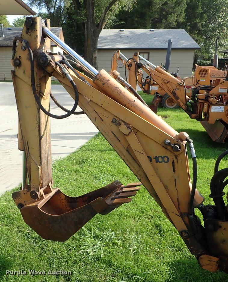 image for item DE0961 1996 Case 360 trencher