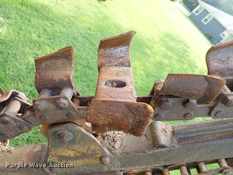 image for item DE0961 1996 Case 360 trencher