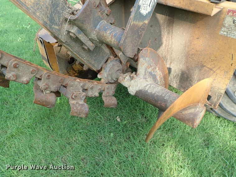 image for item DE0961 1996 Case 360 trencher