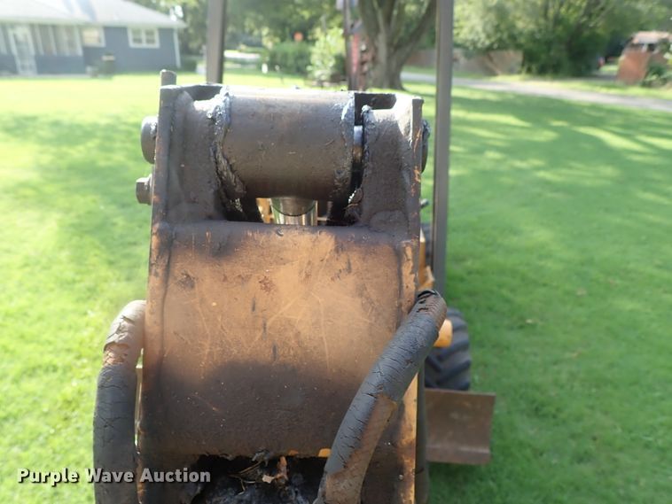 image for item DE0961 1996 Case 360 trencher