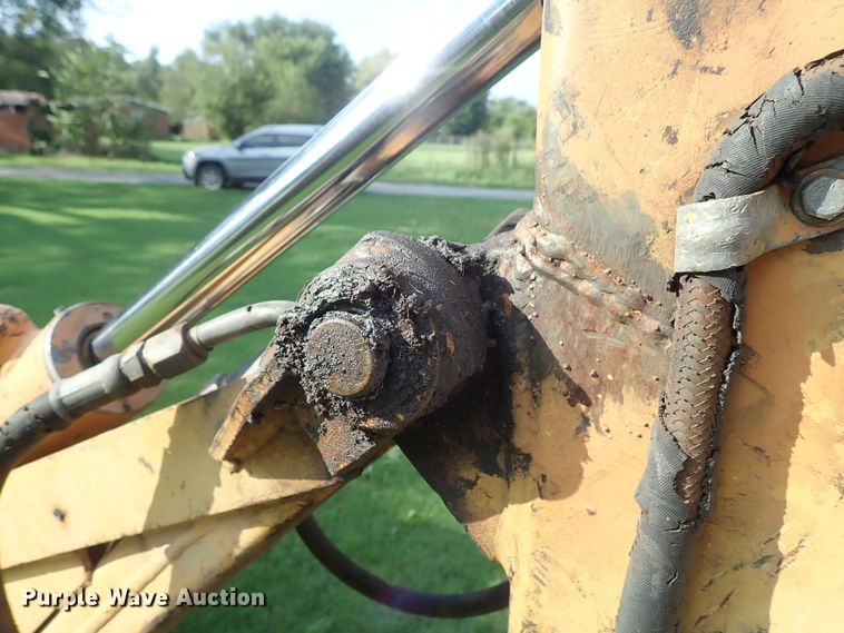 image for item DE0961 1996 Case 360 trencher