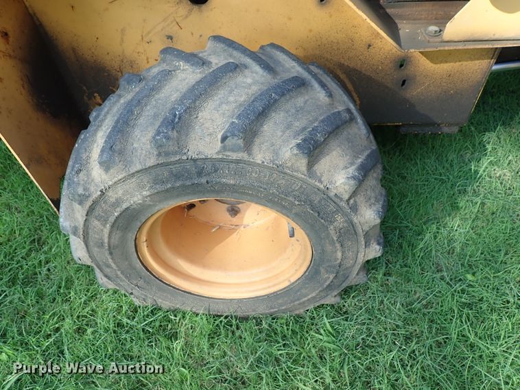 image for item DE0961 1996 Case 360 trencher