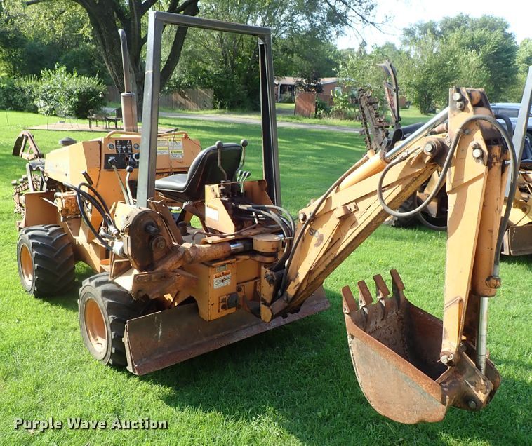 image for item DE0962 2000 Case 360 trencher