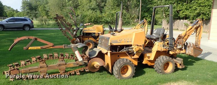 image for item DE0962 2000 Case 360 trencher