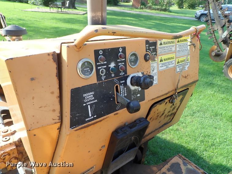 image for item DE0962 2000 Case 360 trencher