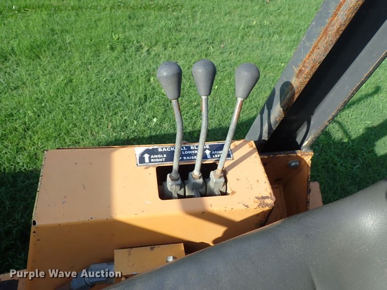 image for item DE0962 2000 Case 360 trencher