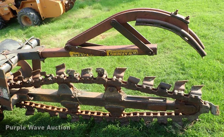 image for item DE0962 2000 Case 360 trencher