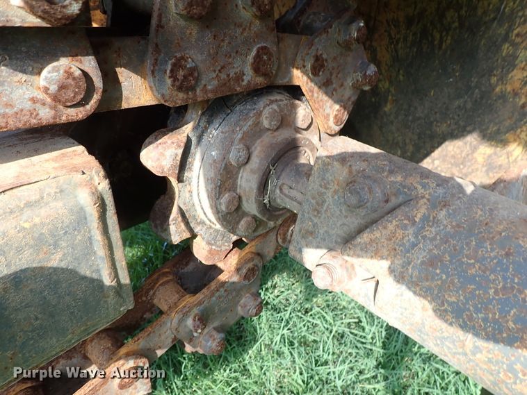 image for item DE0962 2000 Case 360 trencher