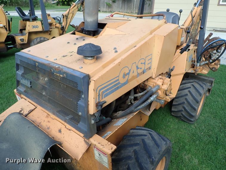 image for item DE0962 2000 Case 360 trencher