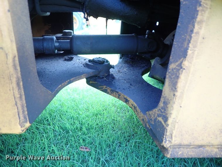 image for item DE0962 2000 Case 360 trencher