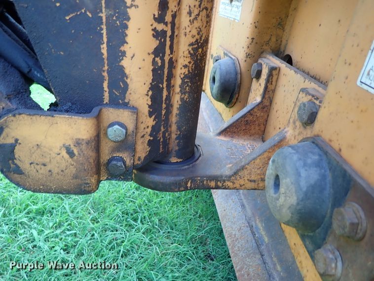 image for item DE0962 2000 Case 360 trencher