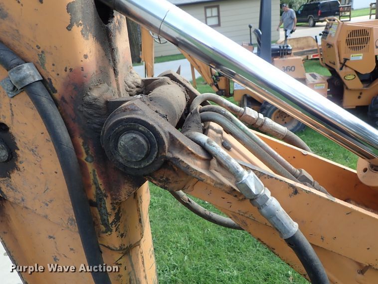 image for item DE0962 2000 Case 360 trencher