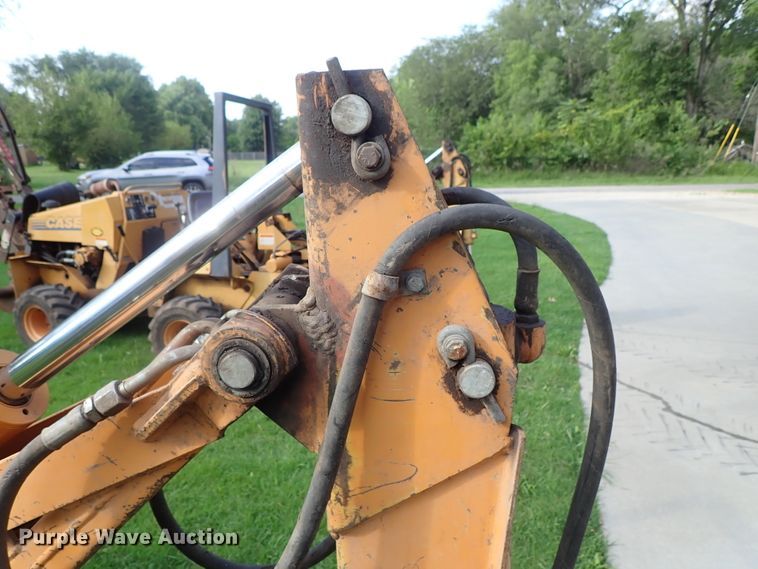 image for item DE0962 2000 Case 360 trencher