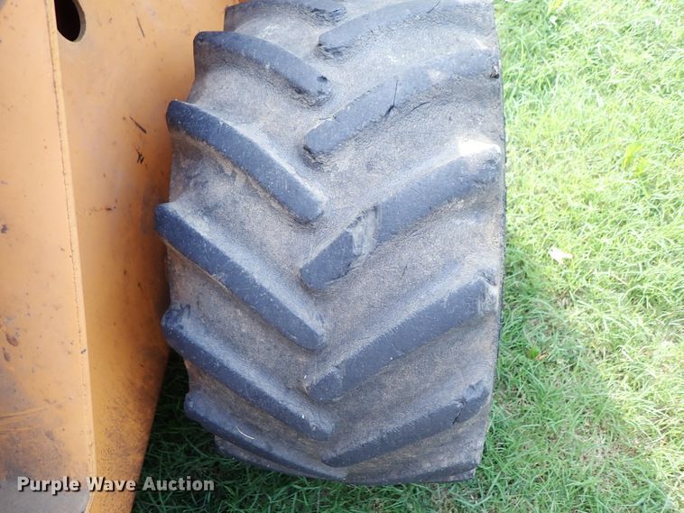 image for item DE0962 2000 Case 360 trencher