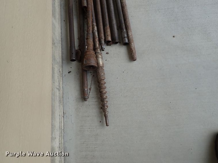 image for item DE0962 2000 Case 360 trencher