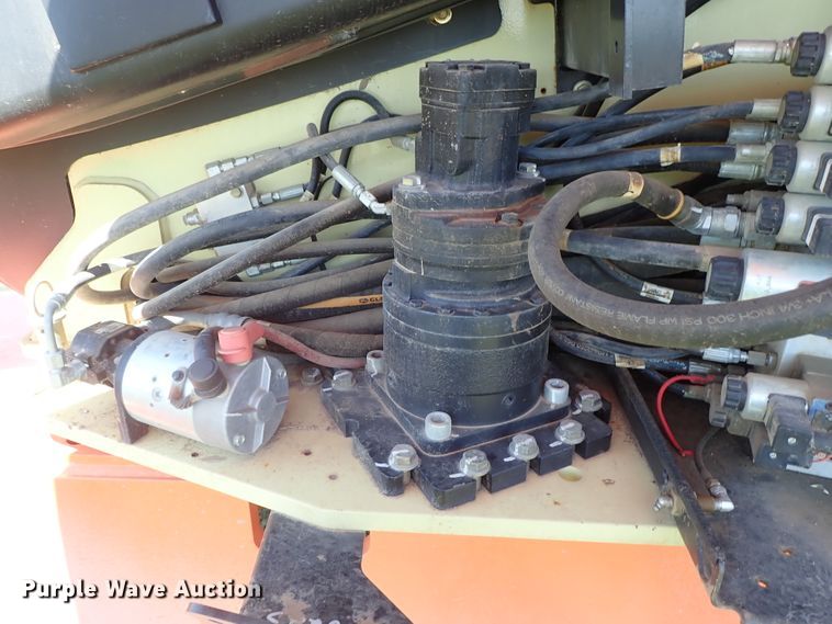 image for item DE0990 2008 JLG 600S boom lift