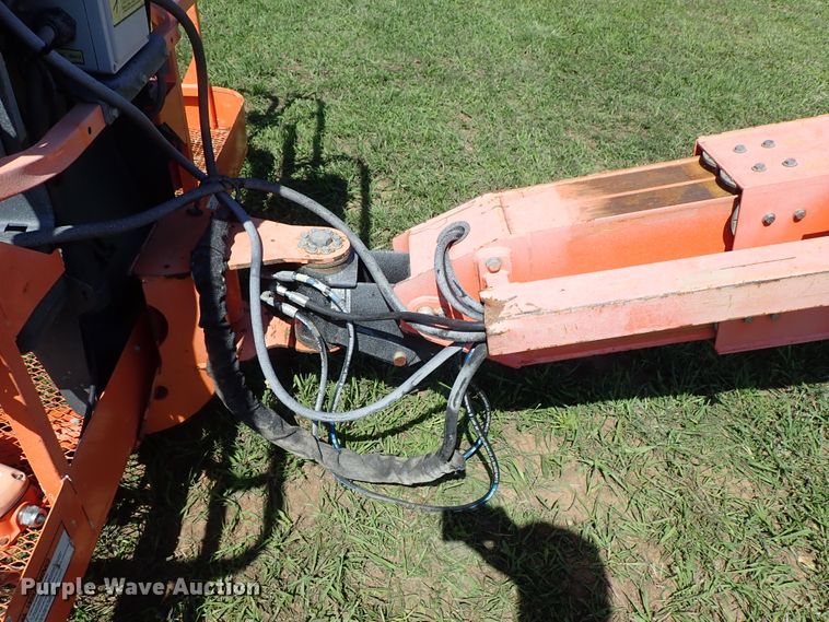 image for item DE0990 2008 JLG 600S boom lift