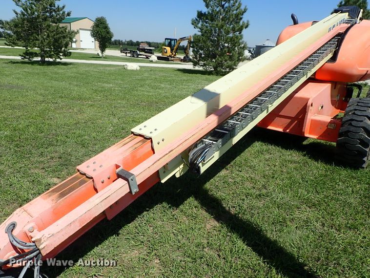 image for item DE0990 2008 JLG 600S boom lift