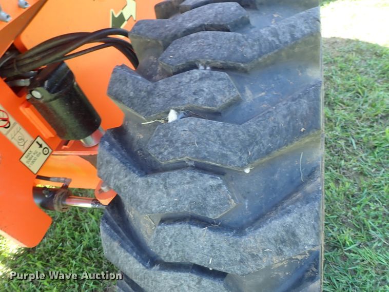 image for item DE0990 2008 JLG 600S boom lift