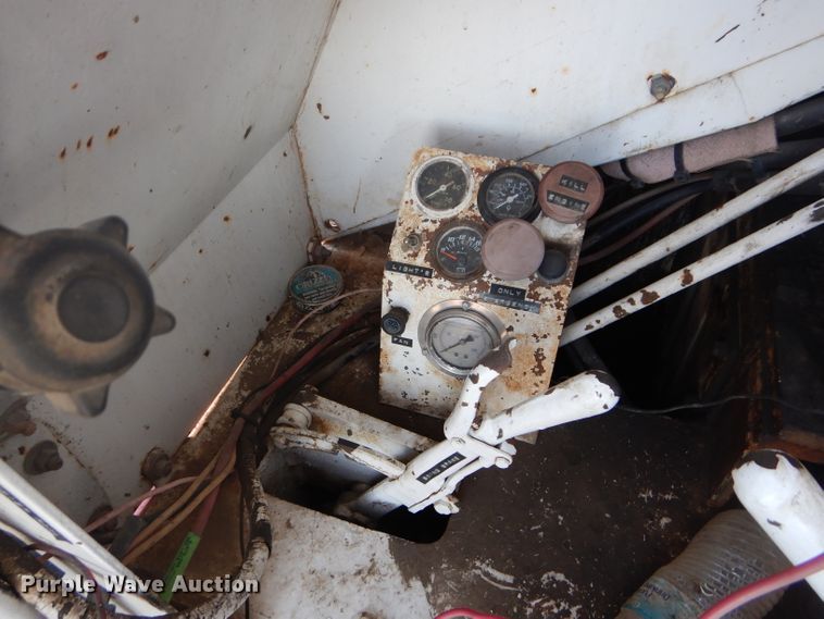 image for item DE2387 1967 Link-Belt LS-108B crane