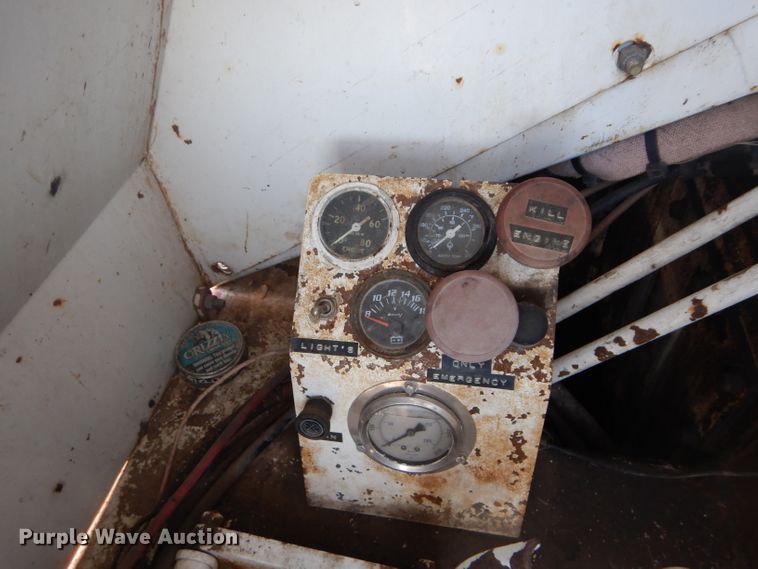 image for item DE2387 1967 Link-Belt LS-108B crane