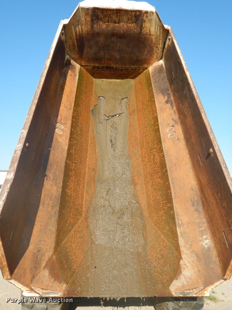 image for item DE2389 2001 Terex TA27 articulated haul truck