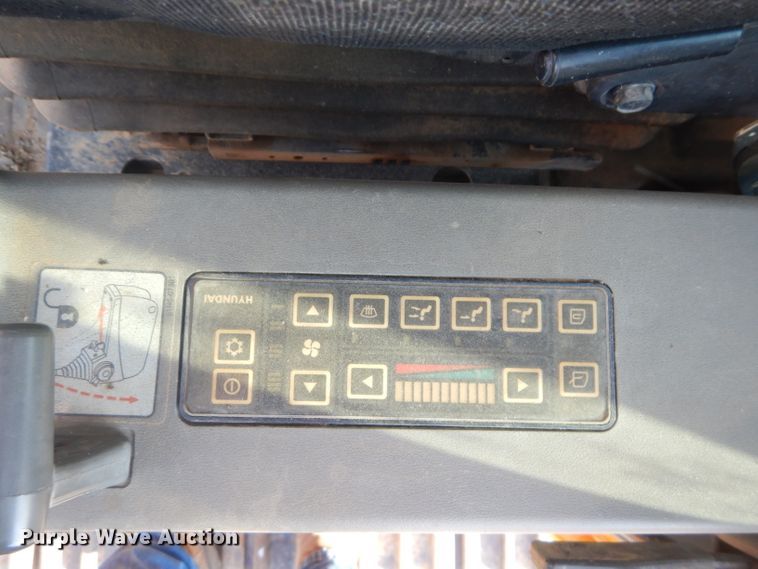 image for item DE2391 2006 Hyundai Robex 210LC-7 excavator