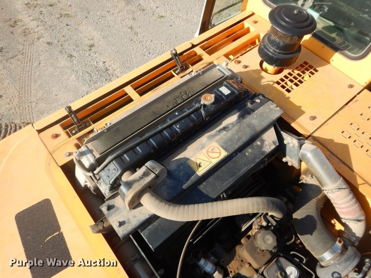 image for item DE2391 2006 Hyundai Robex 210LC-7 excavator