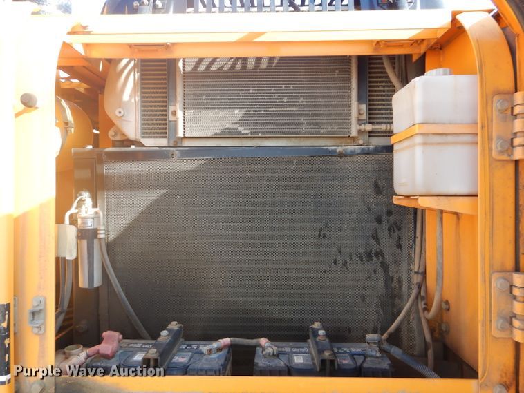 image for item DE2391 2006 Hyundai Robex 210LC-7 excavator