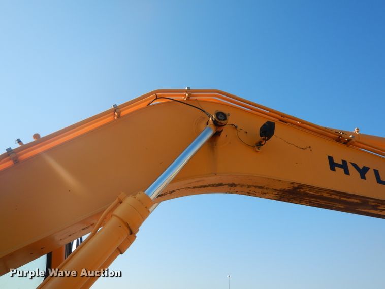 image for item DE2391 2006 Hyundai Robex 210LC-7 excavator