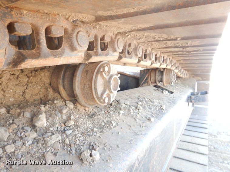 image for item DE2391 2006 Hyundai Robex 210LC-7 excavator