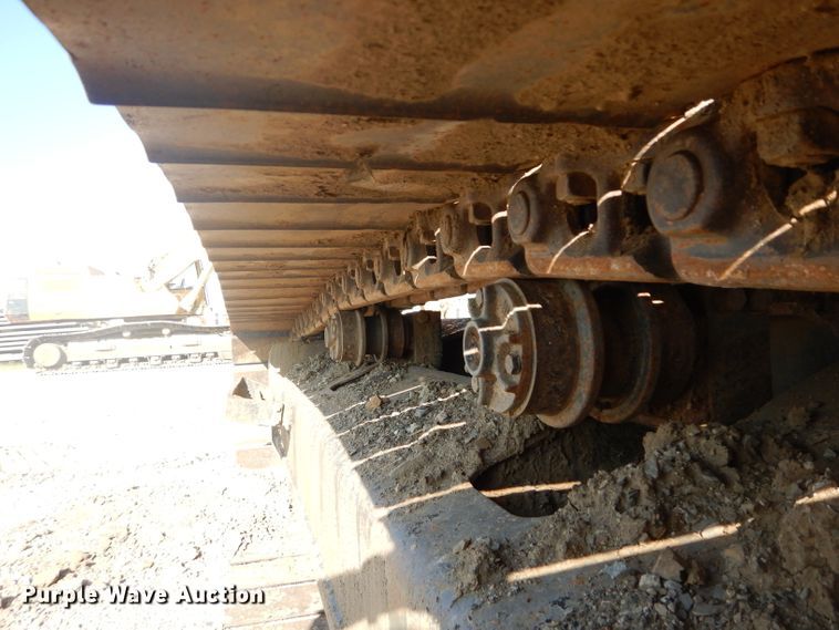 image for item DE2391 2006 Hyundai Robex 210LC-7 excavator