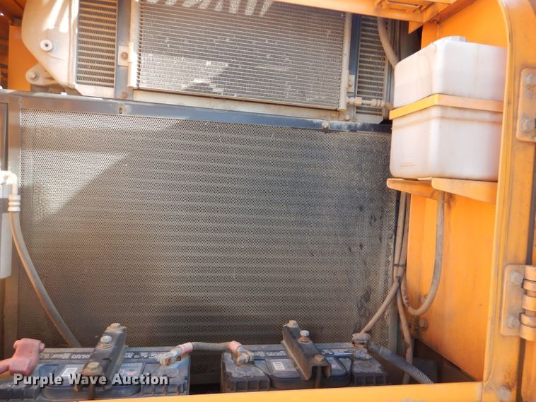 image for item DE2391 2006 Hyundai Robex 210LC-7 excavator