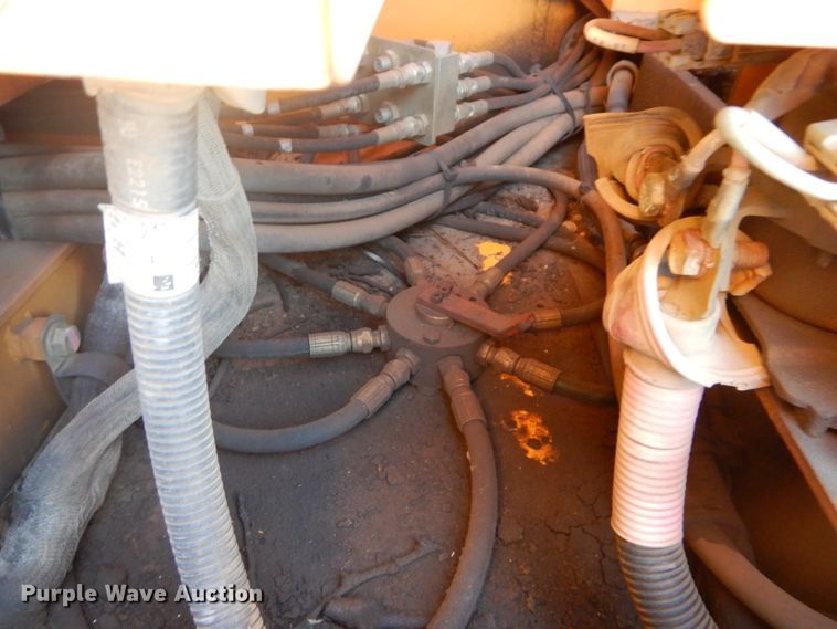 image for item DE2391 2006 Hyundai Robex 210LC-7 excavator