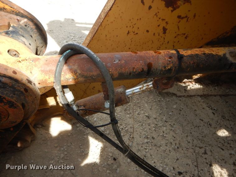 image for item DE2393 1992 Caterpillar 973  LGP track loader