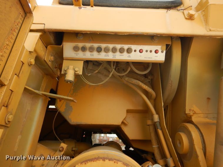 image for item DE2393 1992 Caterpillar 973  LGP track loader