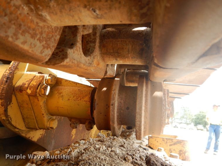 image for item DE2393 1992 Caterpillar 973  LGP track loader