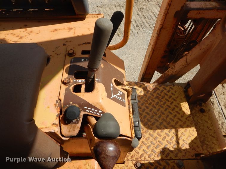 image for item DE2394 1993 Case 850E dozer